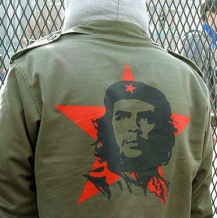 Che_clothing_cropped